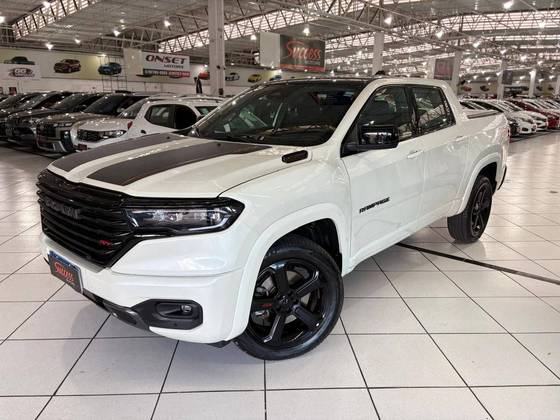 RAM RAMPAGE 2.0 HURRICANE 4 TURBO GASOLINA R/T 4X4 AUTOMÁTICO